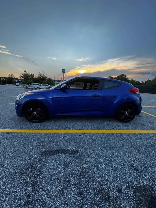 2012 Hyundai Veloster - Image 4 of 10