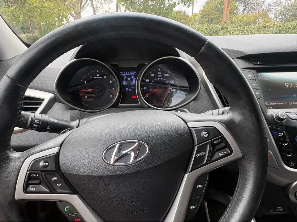 2012 Hyundai Veloster - Image 6 of 7