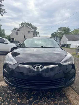 2012 Hyundai Veloster 2.0 Coupe 3D