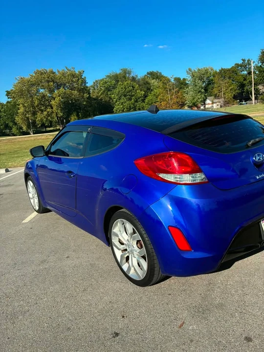 2012 Hyundai Veloster - Image 4 of 8