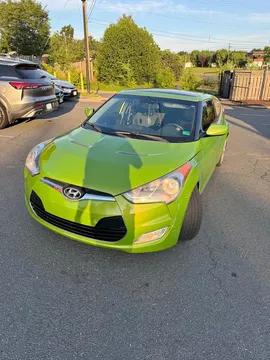2012 Hyundai Veloster 2.0 Coupe 3D