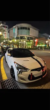 2012 Hyundai Veloster 2.0 Coupe 3D