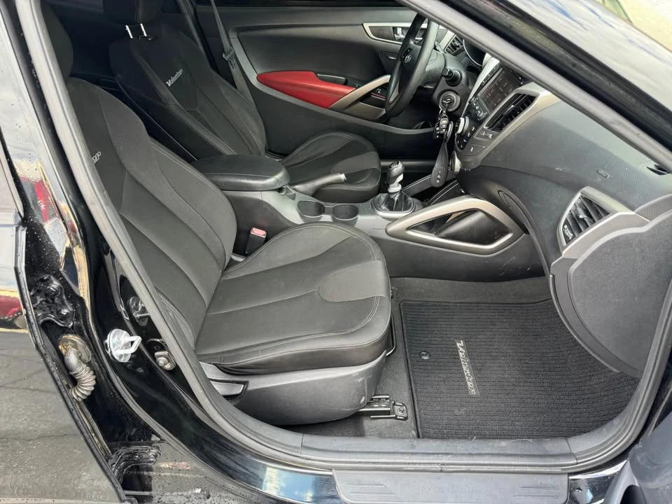 2012 Hyundai Veloster - Image 15 of 16