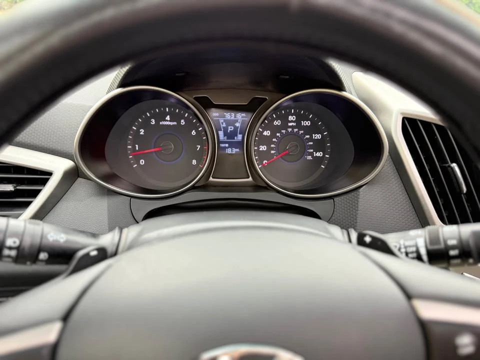 2012 Hyundai Veloster - Image 15 of 17