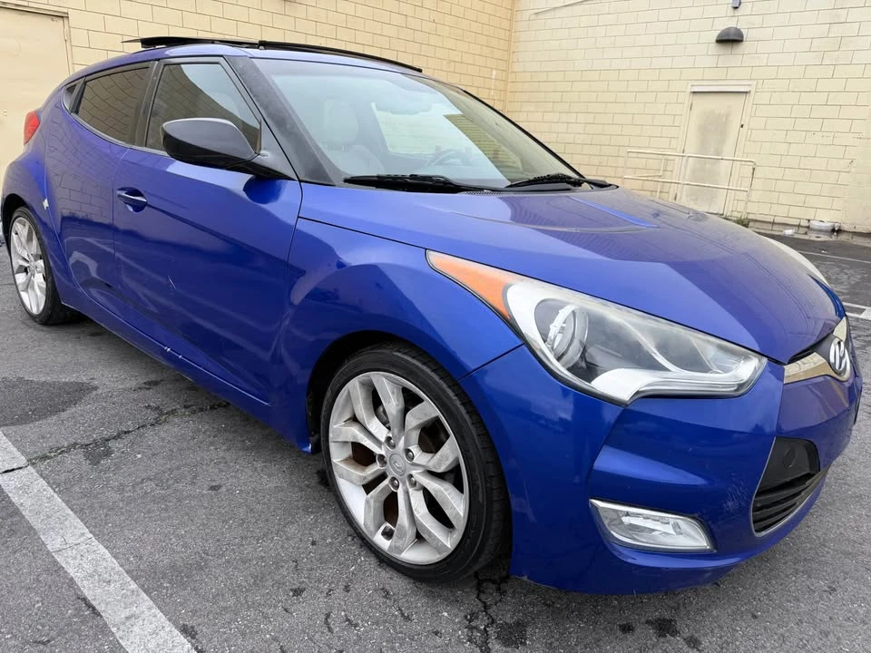 2012 Hyundai Veloster - Image 3 of 17
