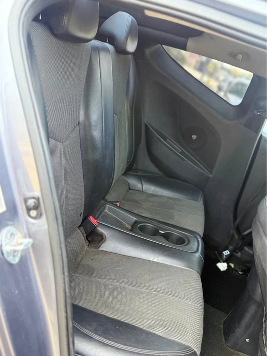 2012 Hyundai Veloster - Image 6 of 11