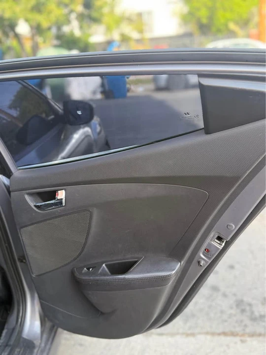 2012 Hyundai Veloster - Image 7 of 11