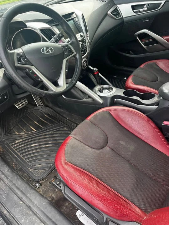 2012 Hyundai Veloster - Image 5 of 5