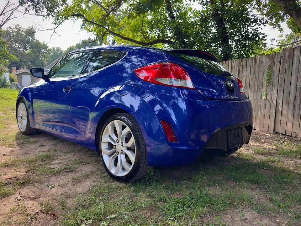 2012 Hyundai Veloster - Image 5 of 18