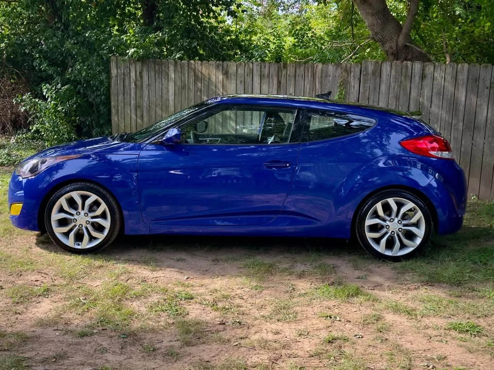 2012 Hyundai Veloster - Image 7 of 18