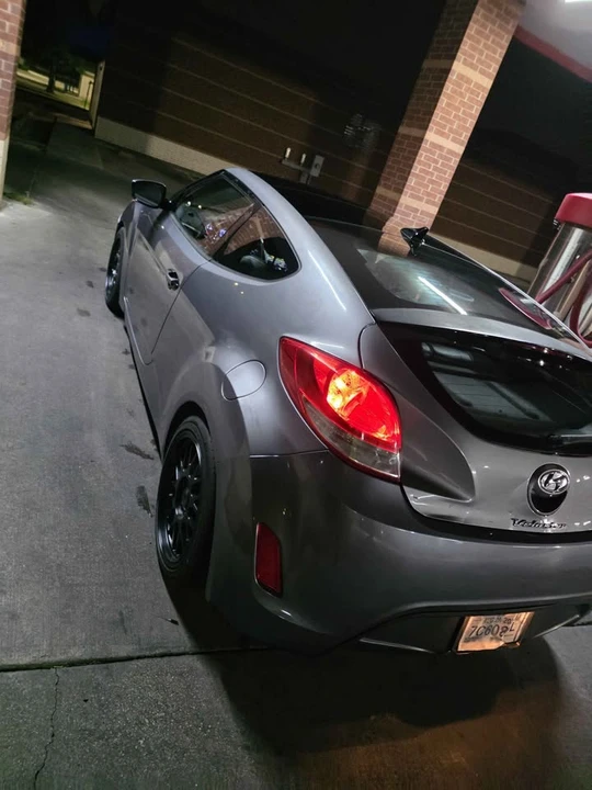 2012 Hyundai Veloster - Image 2 of 4