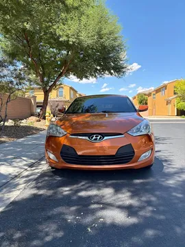 2012 Hyundai Veloster 2.0 Premium Coupe 3D