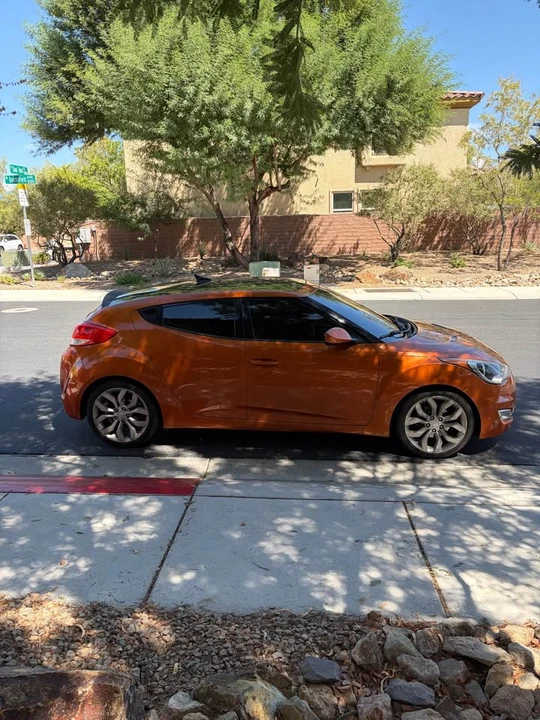 2012 Hyundai Veloster - Image 6 of 11