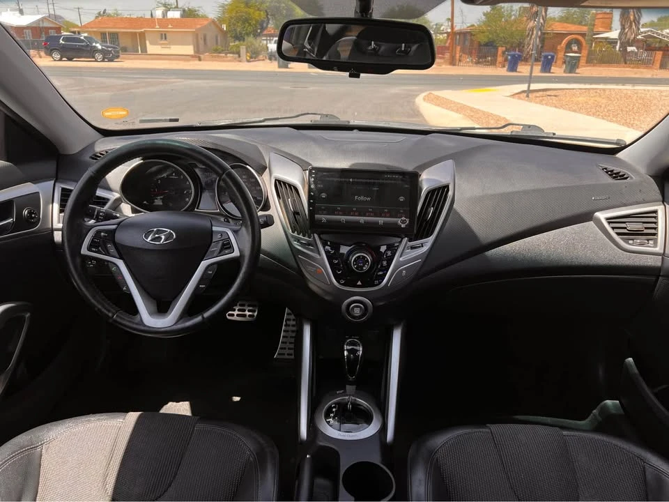 2012 Hyundai Veloster - Image 4 of 11
