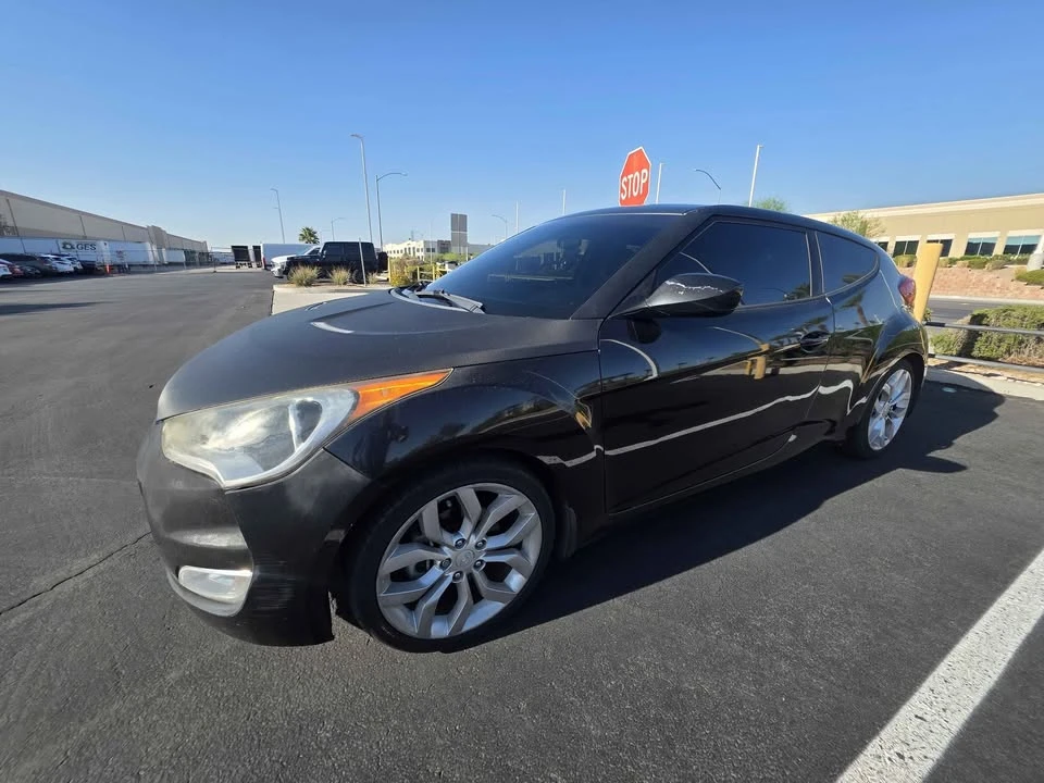 2012 Hyundai Veloster - Image 2 of 13