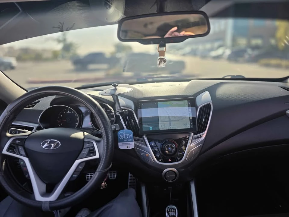 2012 Hyundai Veloster - Image 12 of 13