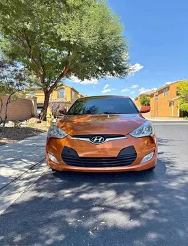 2012 Hyundai Veloster 2.0 Premium Coupe 3D