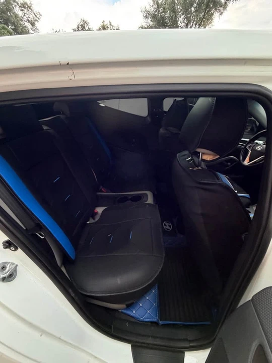 2012 Hyundai Veloster - Image 17 of 20