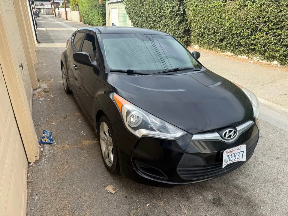 2012 Hyundai Veloster - Image 3 of 8