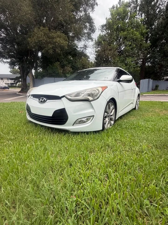2012 Hyundai Veloster - Image 2 of 20