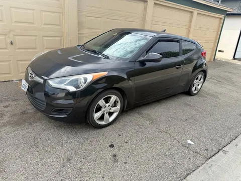 2012 Hyundai Veloster 2.0 Premium Coupe 3D