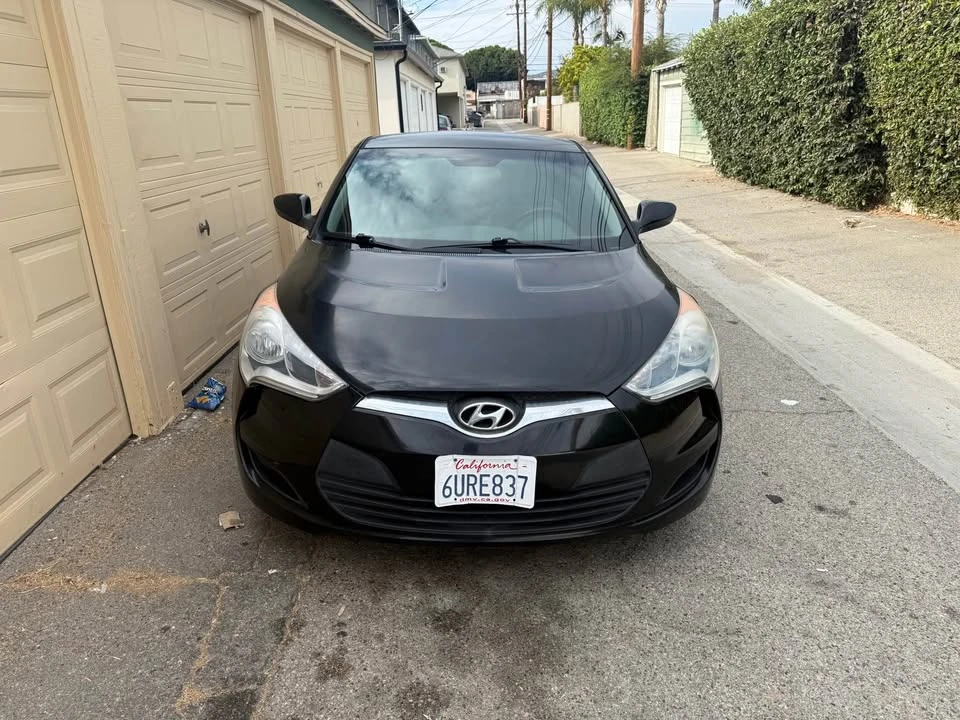 2012 Hyundai Veloster - Image 2 of 8
