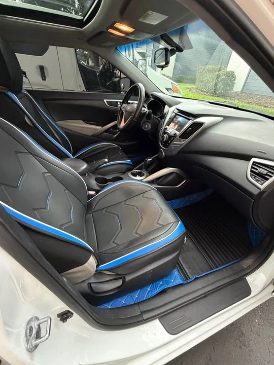 2012 Hyundai Veloster - Image 18 of 20