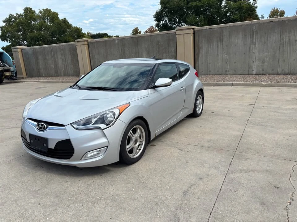 2012 Hyundai Veloster - Image 19 of 20