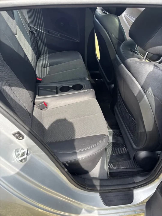 2012 Hyundai Veloster - Image 13 of 20