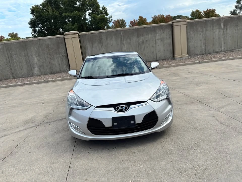 2012 Hyundai Veloster - Image 17 of 20