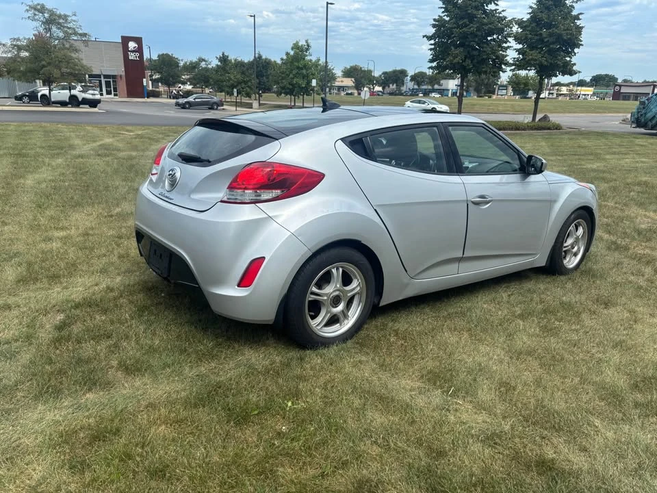 2012 Hyundai Veloster - Image 4 of 20