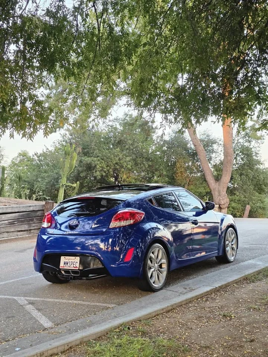 2012 Hyundai Veloster - Image 3 of 12