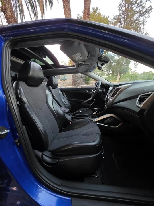 2012 Hyundai Veloster - Image 9 of 12