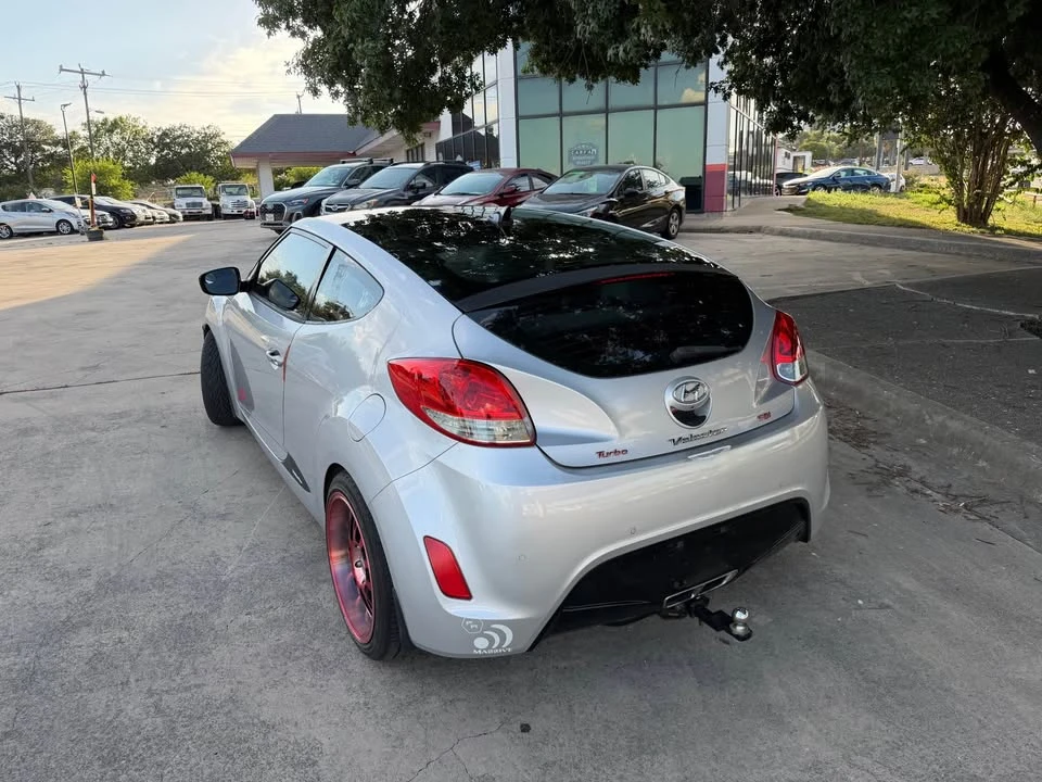 2012 Hyundai Veloster - Image 4 of 15