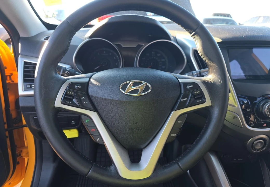 2012 Hyundai Veloster - Image 10 of 18