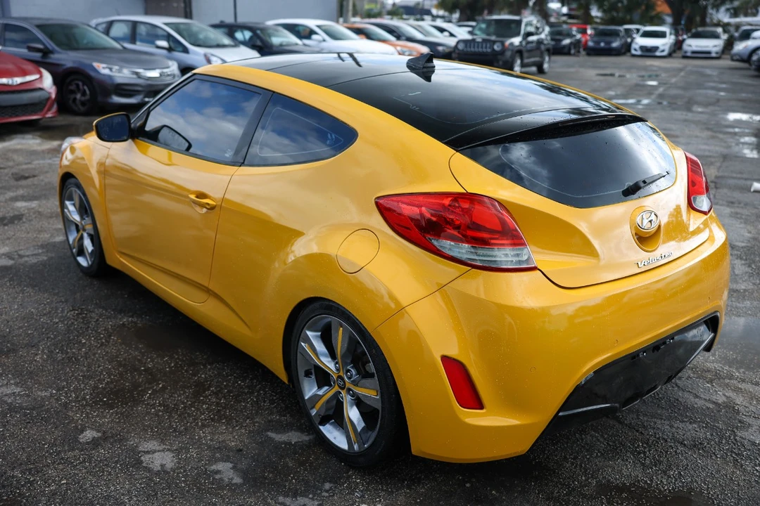 2012 Hyundai Veloster - Image 5 of 12