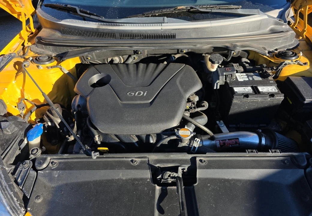 2012 Hyundai Veloster - Image 16 of 18