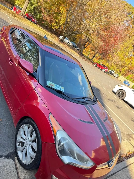 2012 Hyundai Veloster - Image 2 of 8