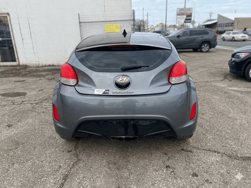 2012 Hyundai Veloster - Image 6 of 19