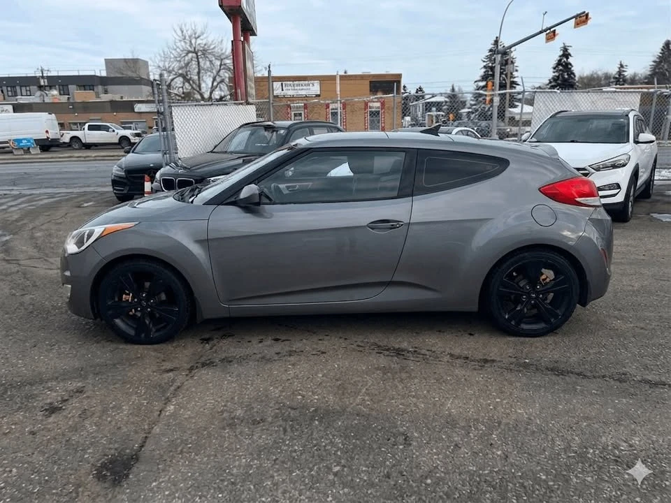 2012 Hyundai Veloster - Image 8 of 19