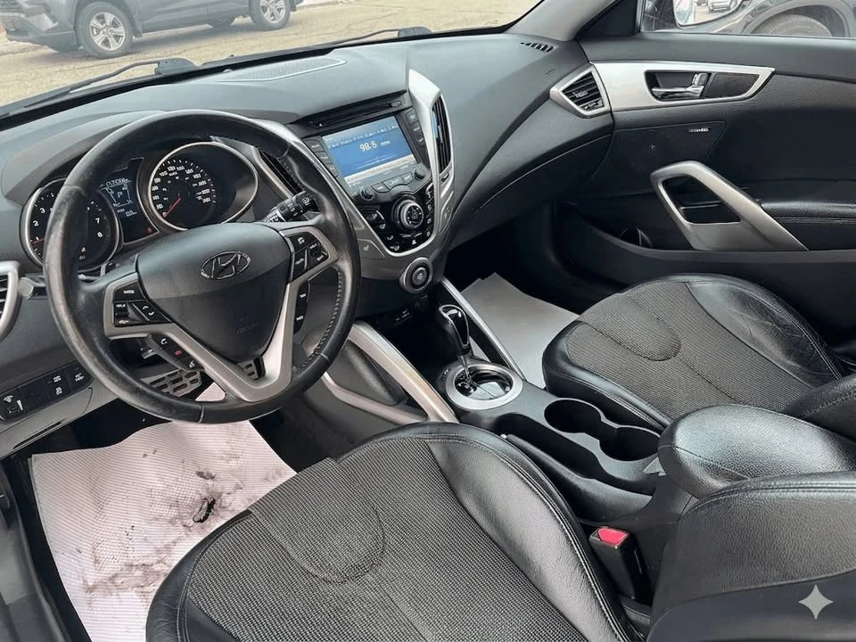 2012 Hyundai Veloster - Image 9 of 19
