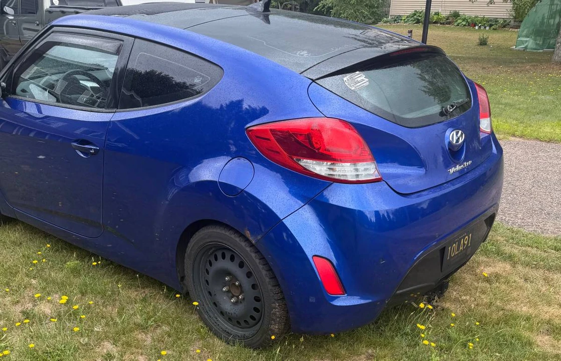 2012 Hyundai Veloster - Image 7 of 24