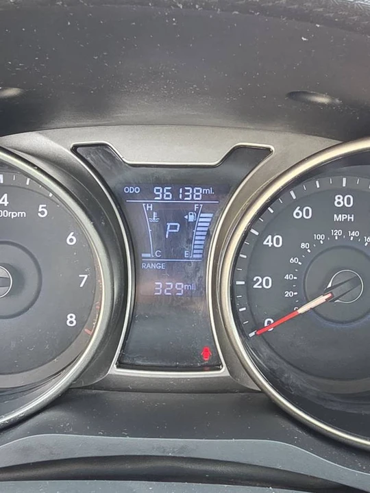 2012 Hyundai Veloster - Image 10 of 14
