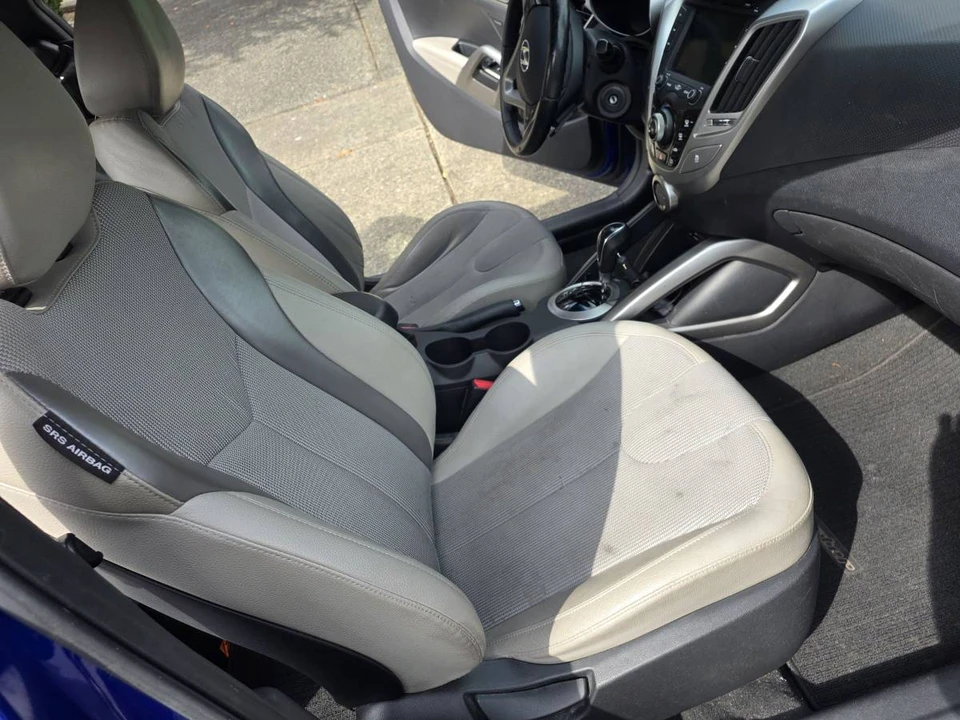 2012 Hyundai Veloster - Image 14 of 14