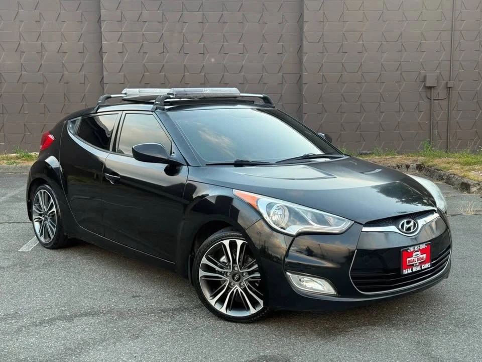 2012 Hyundai Veloster - Image 2 of 20