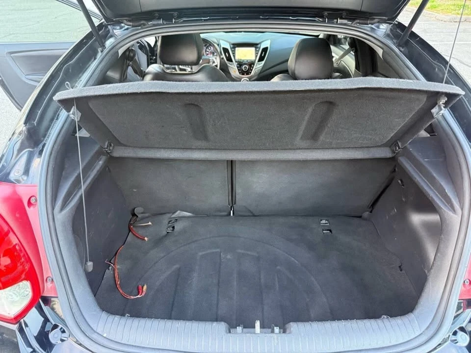 2012 Hyundai Veloster - Image 17 of 20