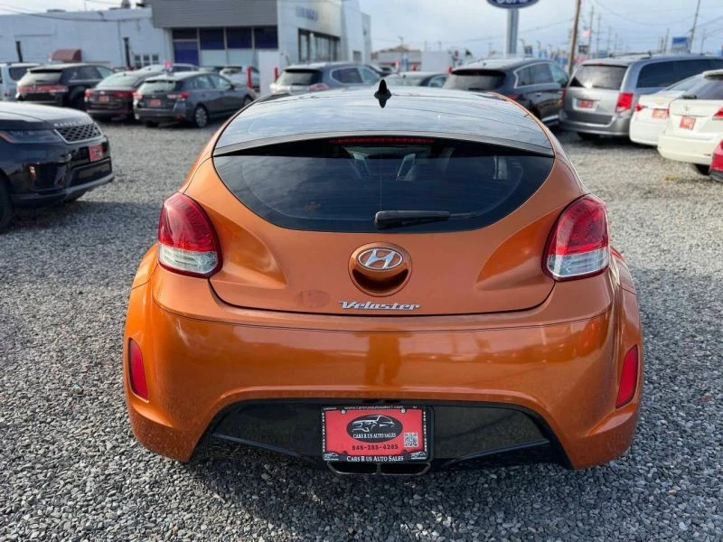 2012 Hyundai Veloster - Image 7 of 12