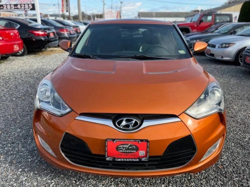 2012 Hyundai Veloster - Image 2 of 12