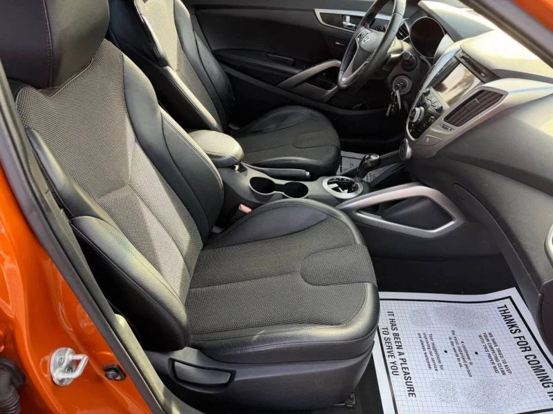 2012 Hyundai Veloster - Image 12 of 12