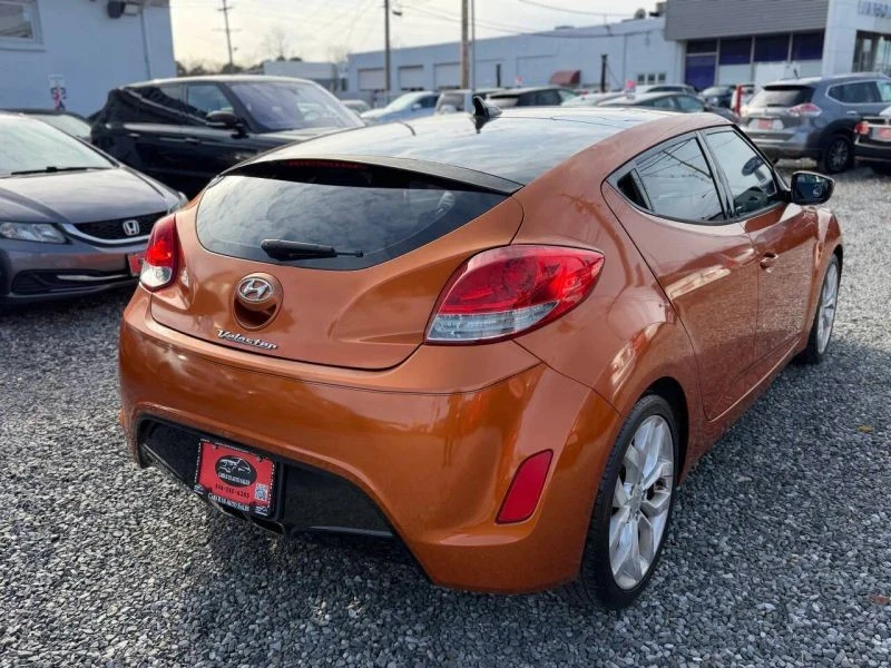 2012 Hyundai Veloster - Image 8 of 12
